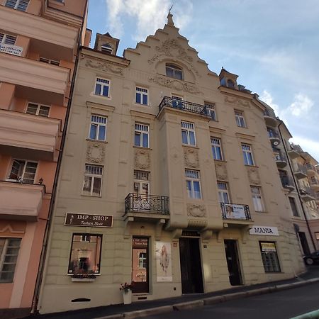 Apartmán 63m2 s balkonem v lázeňském centru Karlovy Vary Extérieur photo