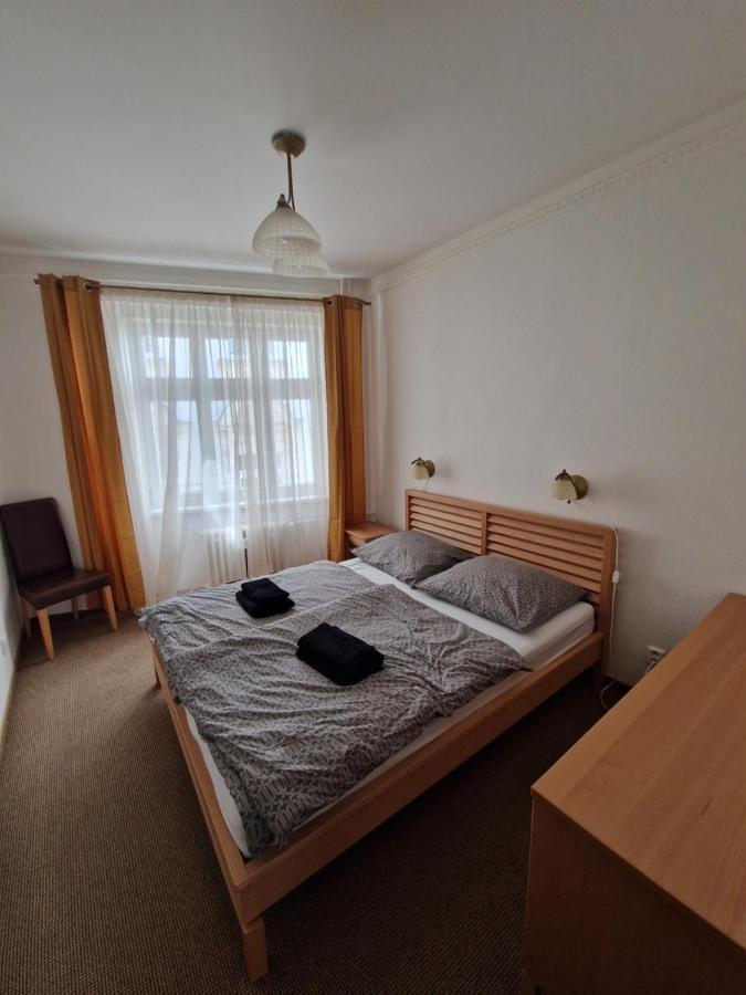 Apartmán 63m2 s balkonem v lázeňském centru Karlovy Vary Extérieur photo